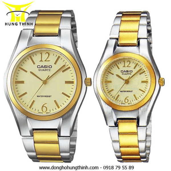Mẫu đồng hồ cặp Casio nổi bật với viền vàng quanh mặt đồng hồ