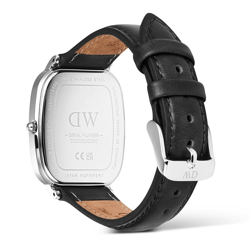 DW00100813-3